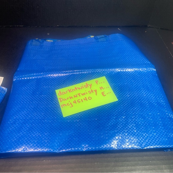 BRAND NEW FRAKTA 19 GALLON IKEA BAGS CAN USE THESE FOR ALMOST EVERYTHING! - Picture 3 of 12